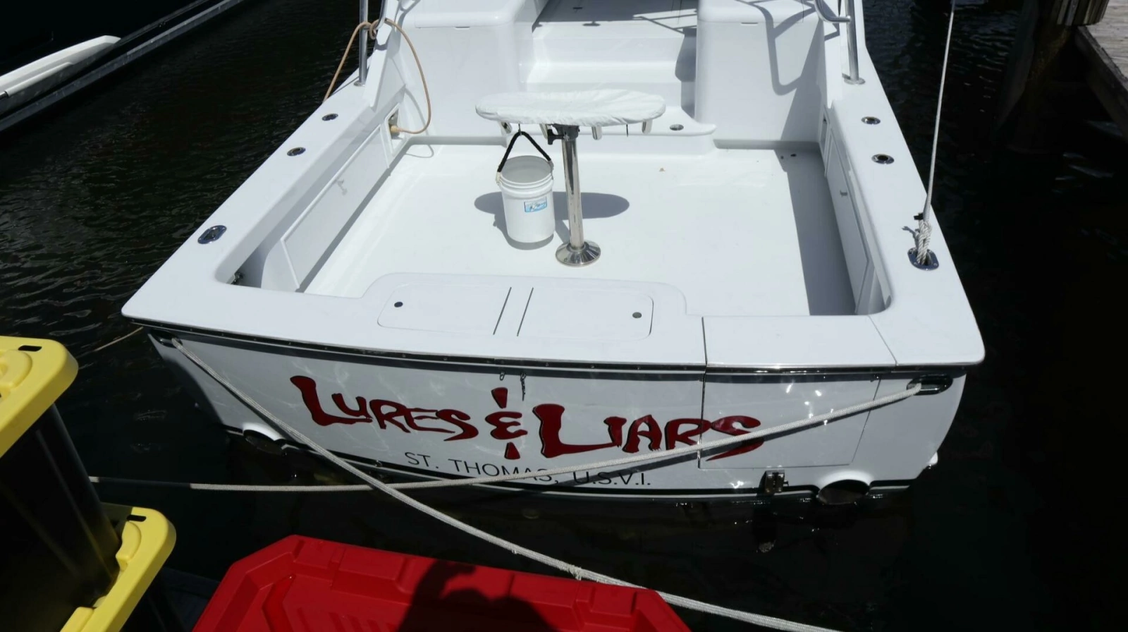 2002 Miller Marine 38 Open