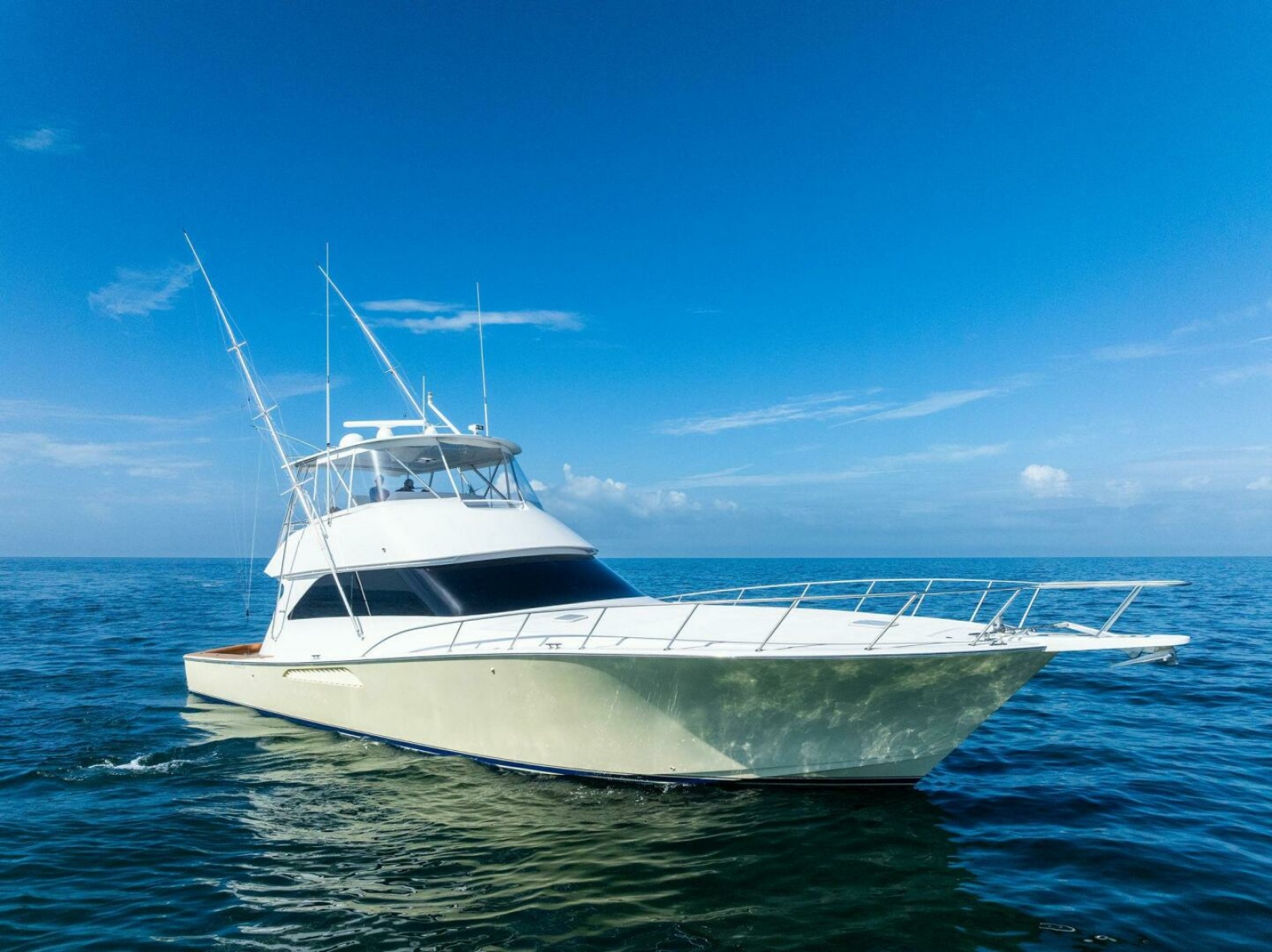 56' 2006 Viking 56 Convertible