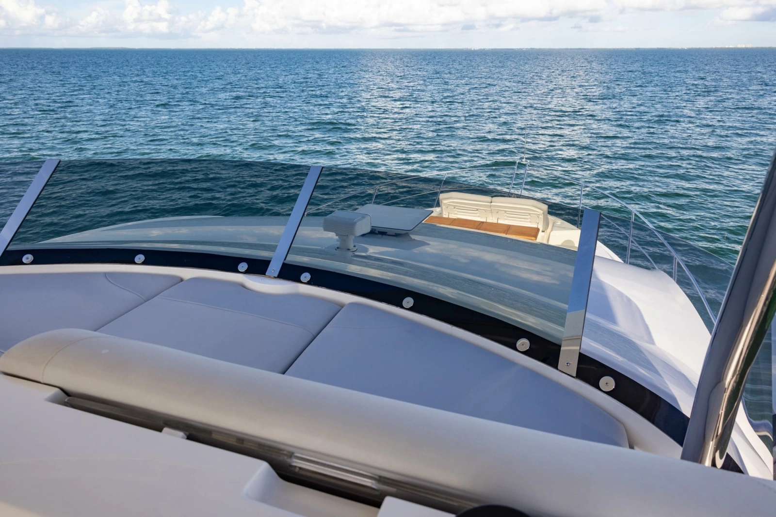 2022 Sunseeker Manhattan 68