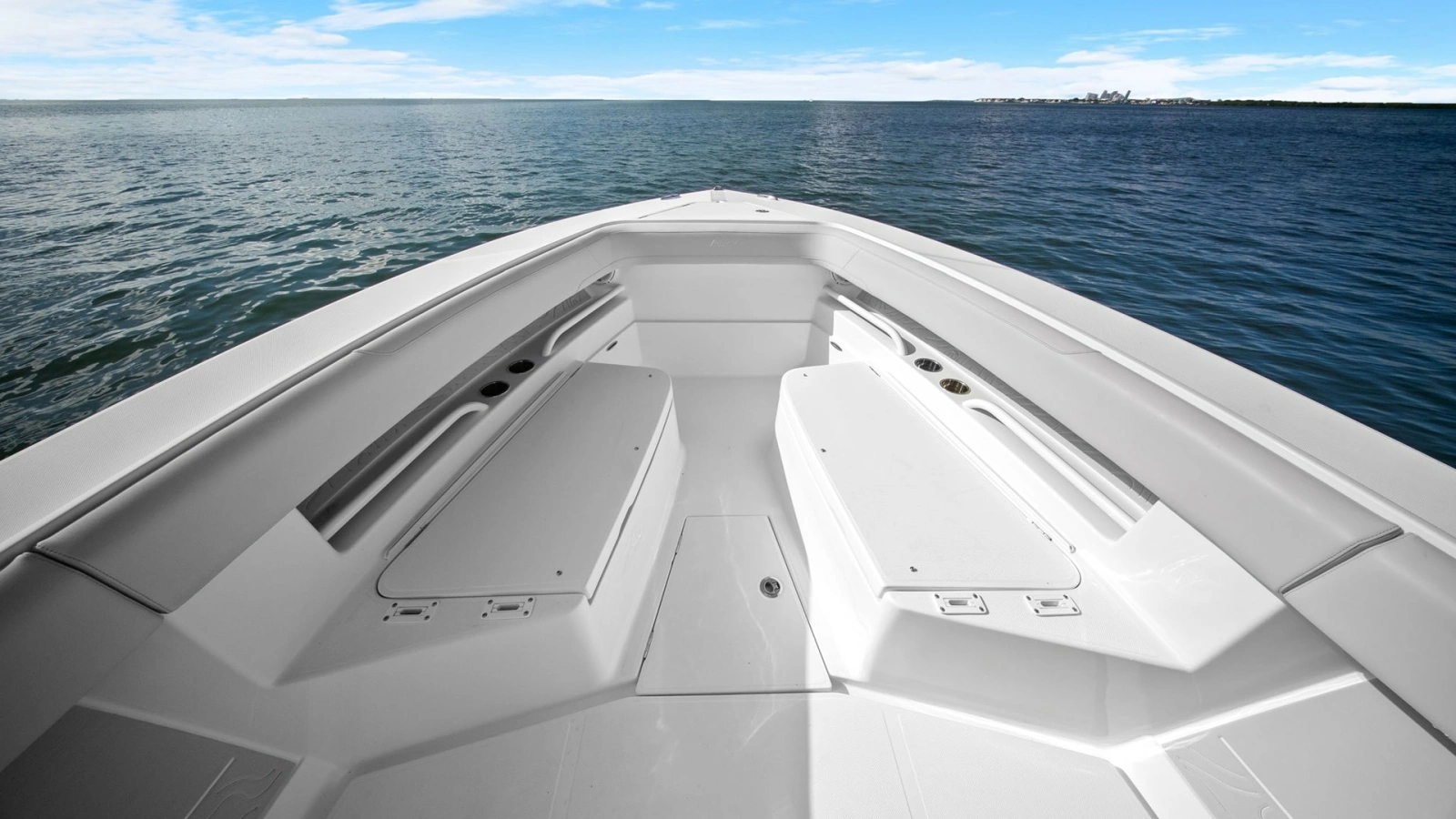 Spacious Bow Seating Area