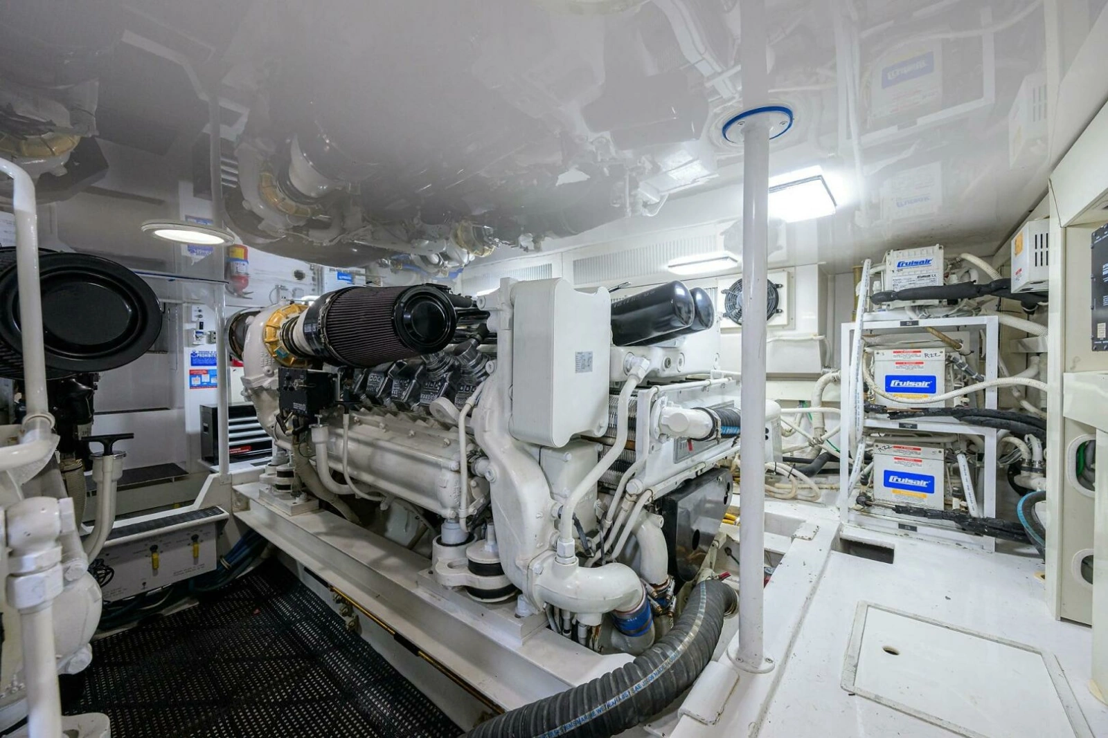 Viking 56 MATTER OF TIME - Engine Room