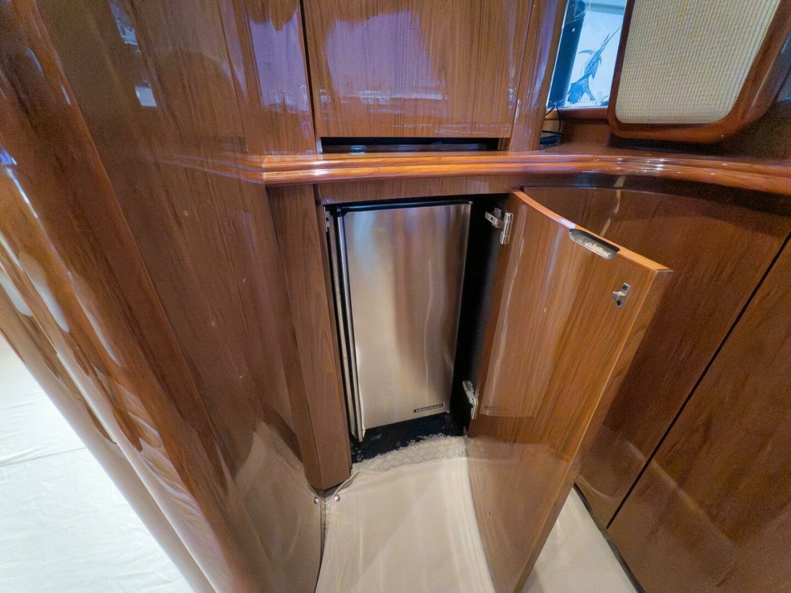 2011 Viking 76 Enclosed Bridge- TEUSEAS- Salon