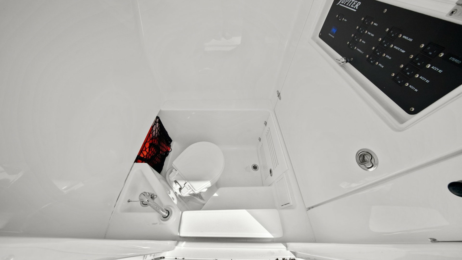 Compact Cabin Head with Controls