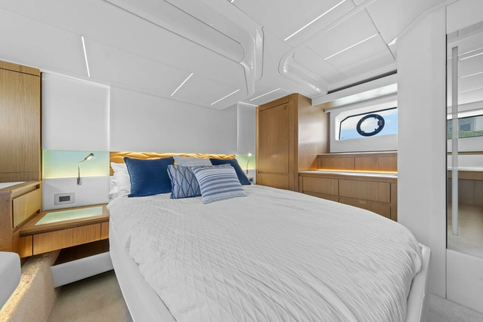2023 Tiara Yachts EX 60