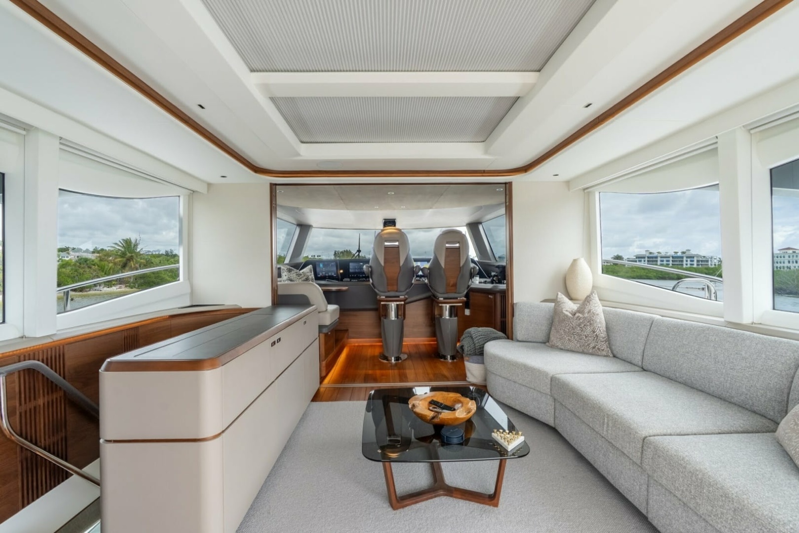 Princess 80 LANIKAI - Pilothouse