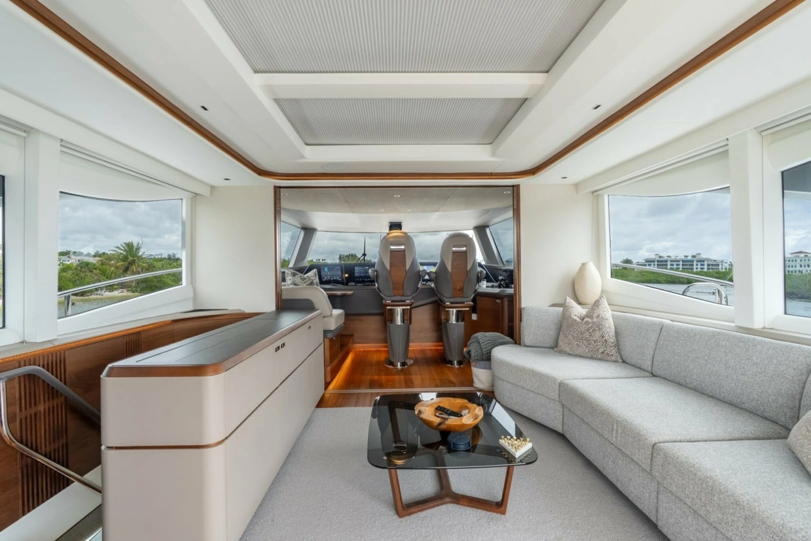 Princess 80 LANIKAI - Pilothouse