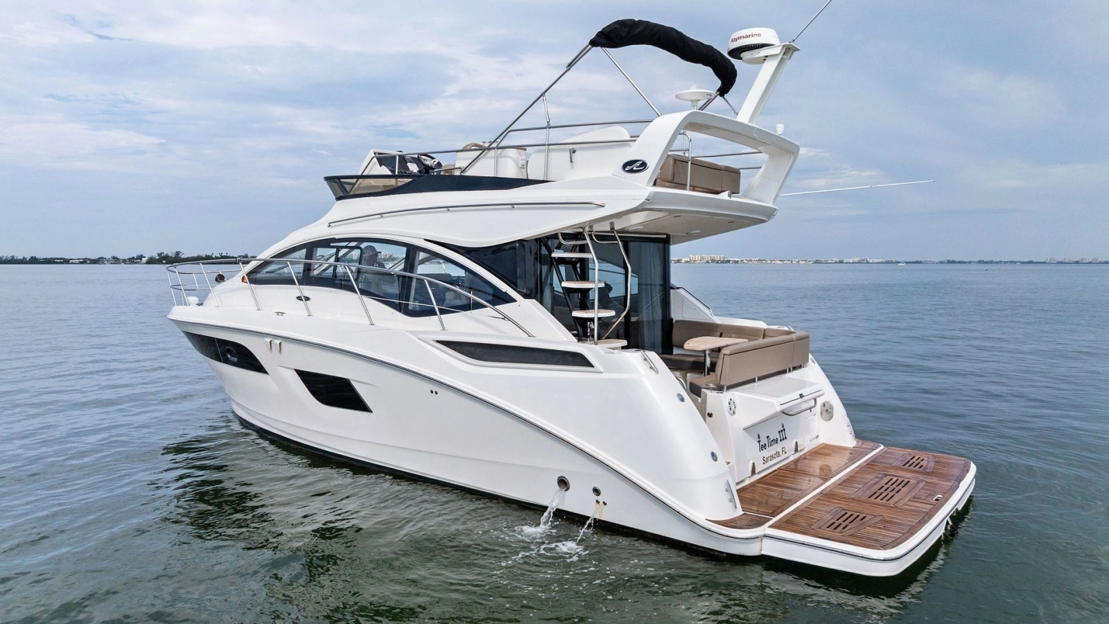 Aft View with Swim Platform