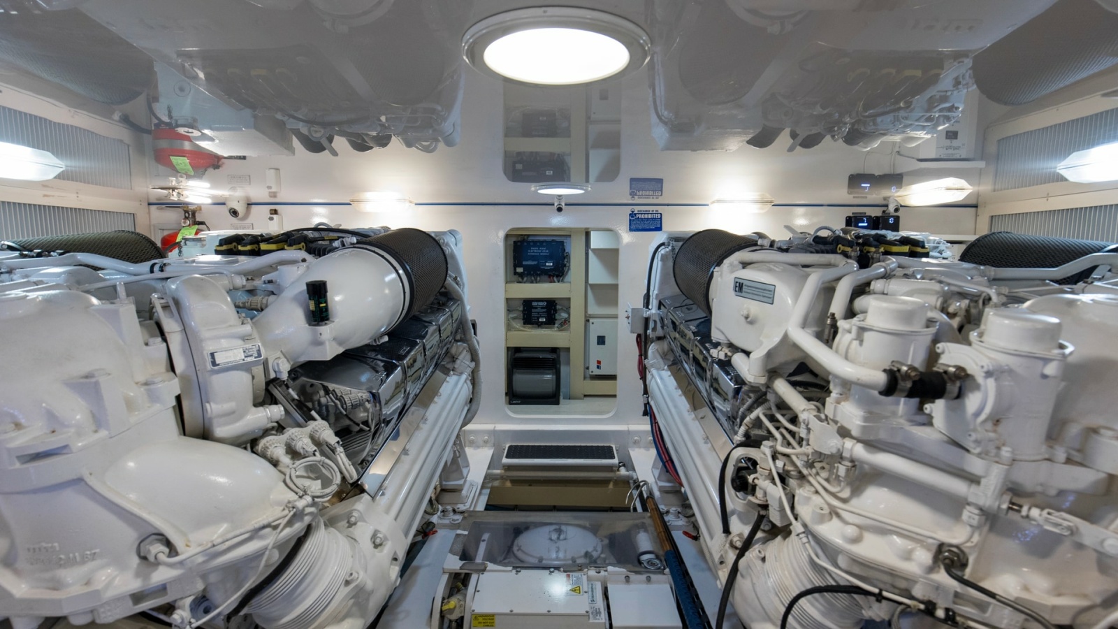 2005 61 Viking Enclosed Bridge Kelkat Engine Room (4)