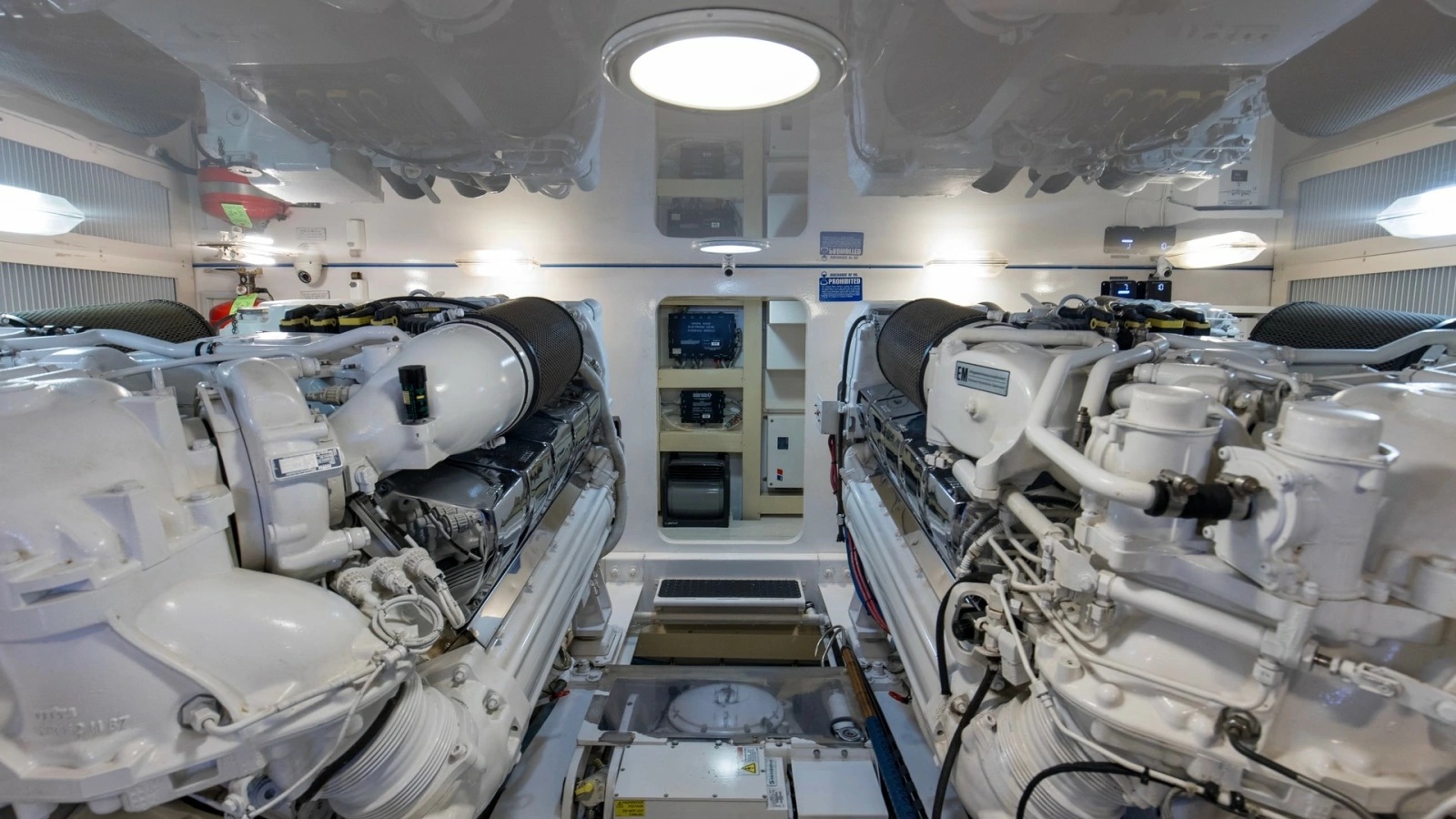 2005 61 Viking Enclosed Bridge Kelkat Engine Room (4)