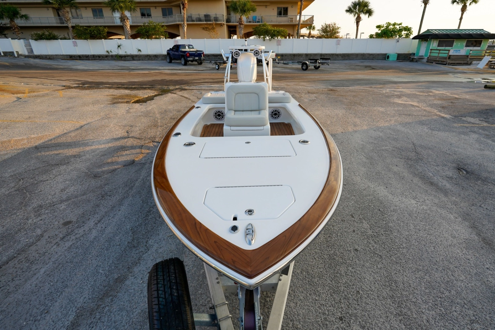 2024 Xcelerator Boatworks 17 Bay