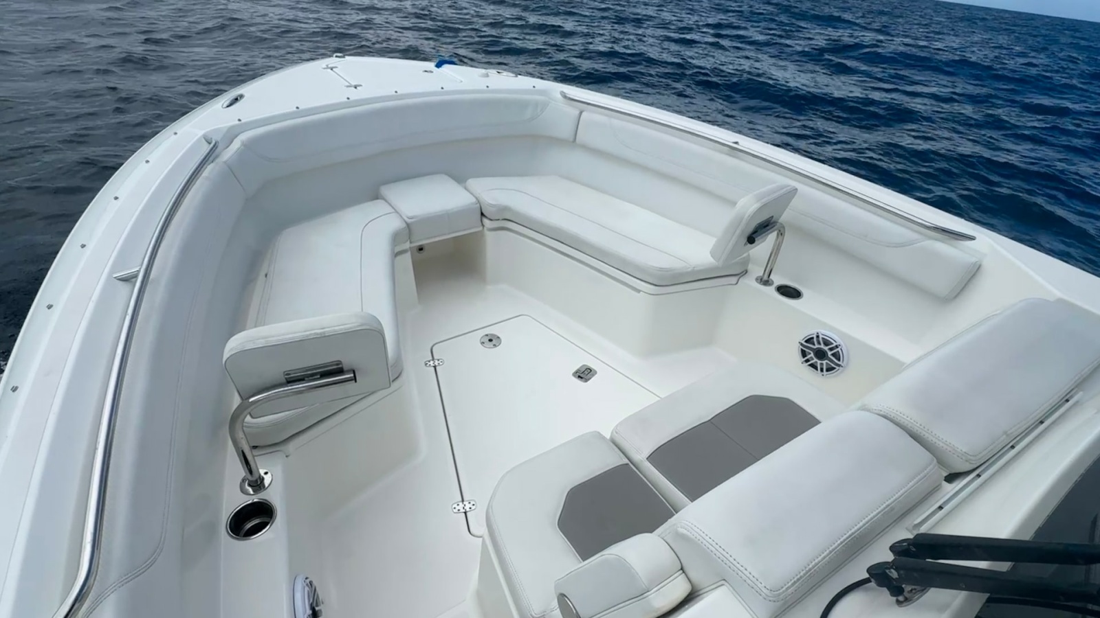 2022 Pursuit S288-