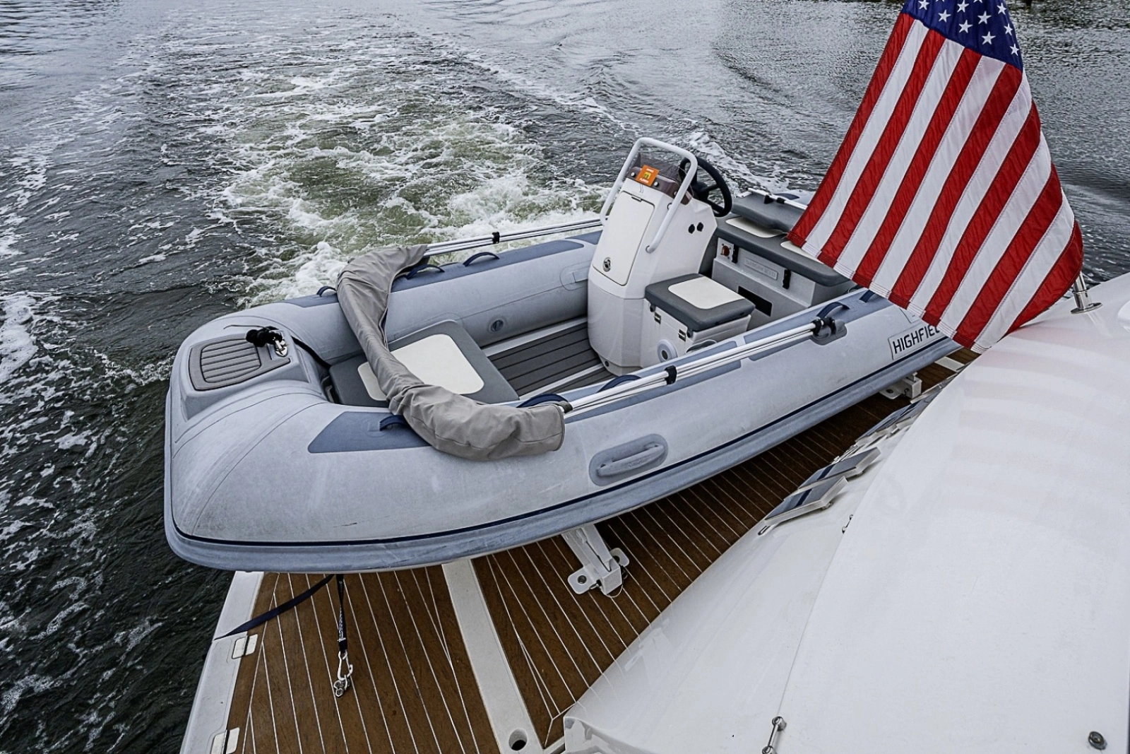 Sunseeker 62 EAGLE II - Exterior