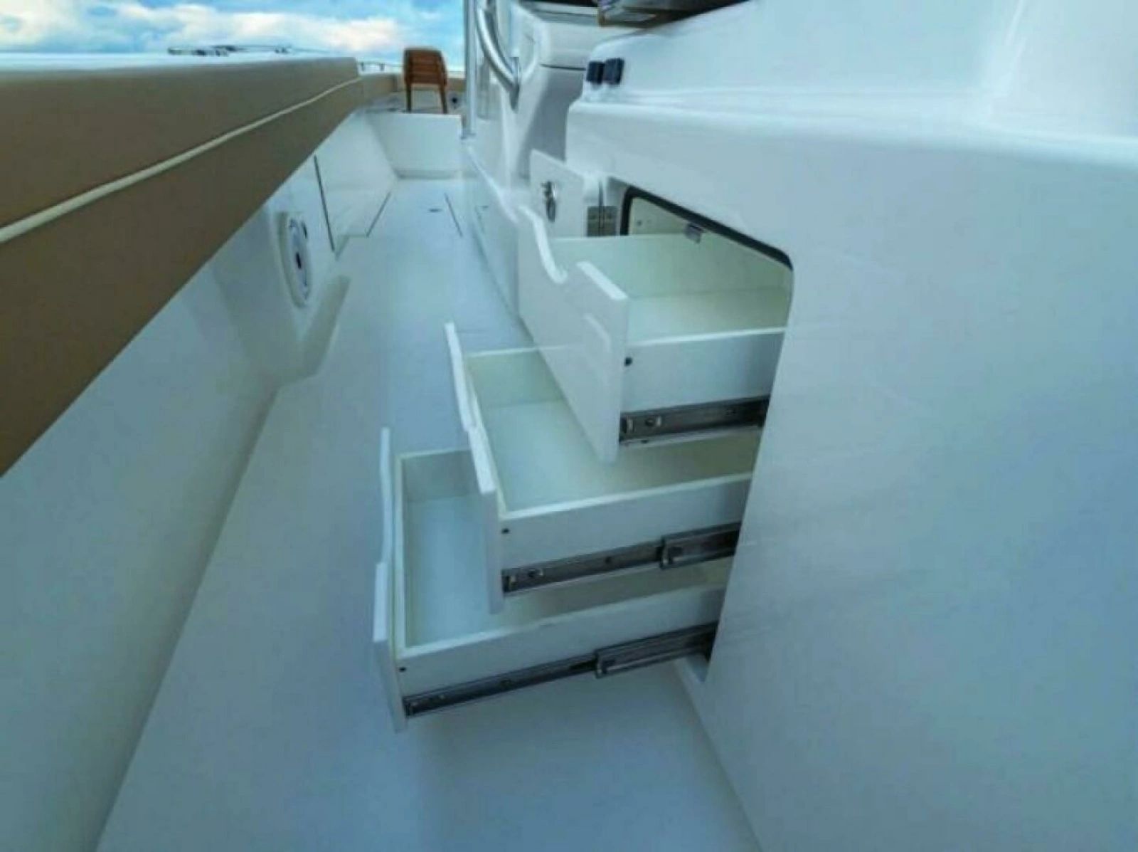 New V-37 Valhalla Boatworks Center Console