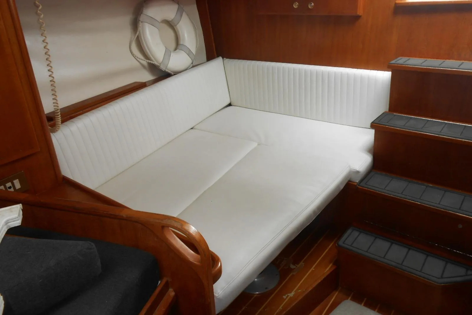 2004 Topaz 32 Express