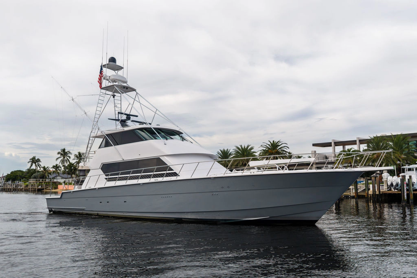 1998 Hatteras 82 Convertible