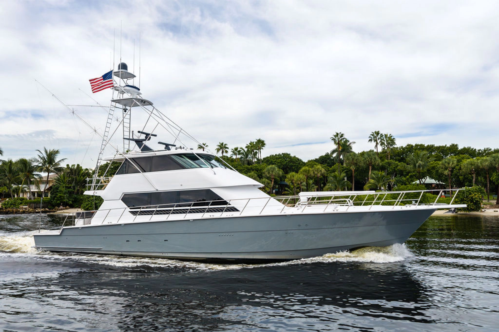 1998 Hatteras 82 Convertible
