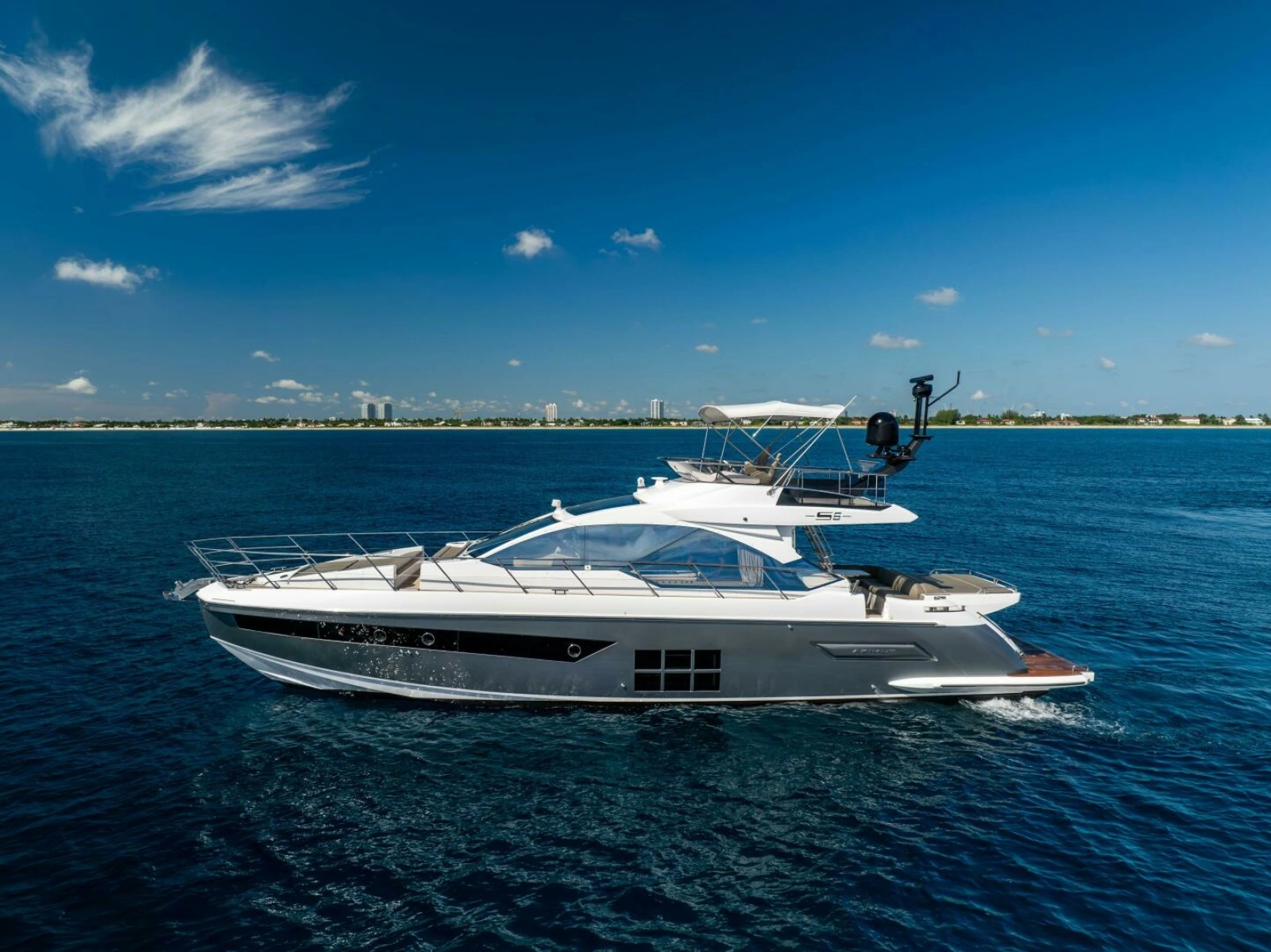 Azimut 60 - Azure - Profile