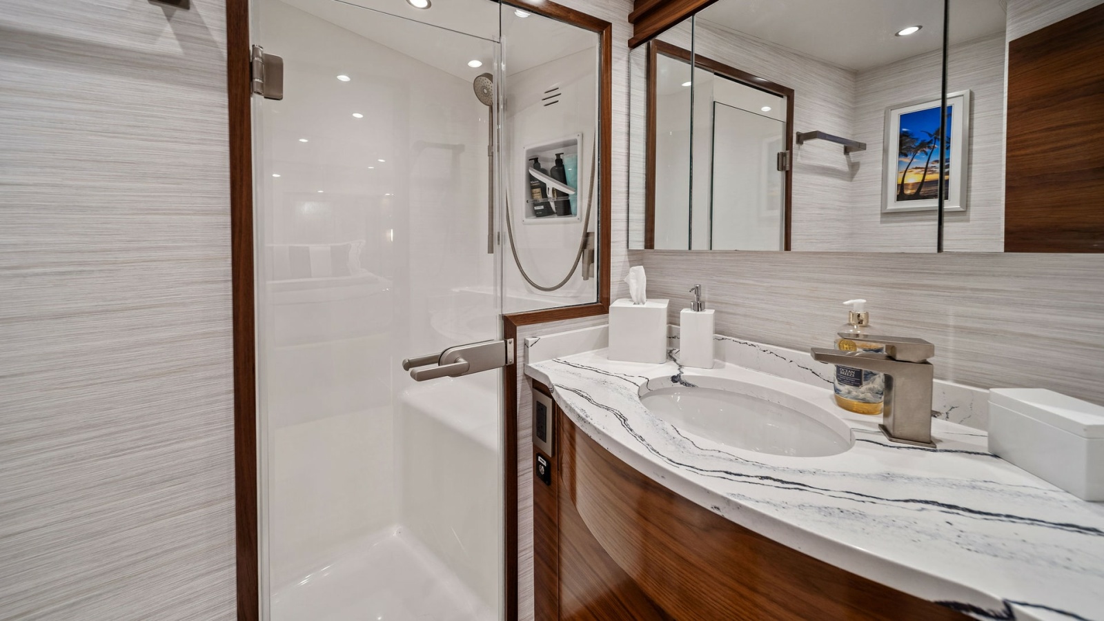 Luxurious Ensuite Bathroom