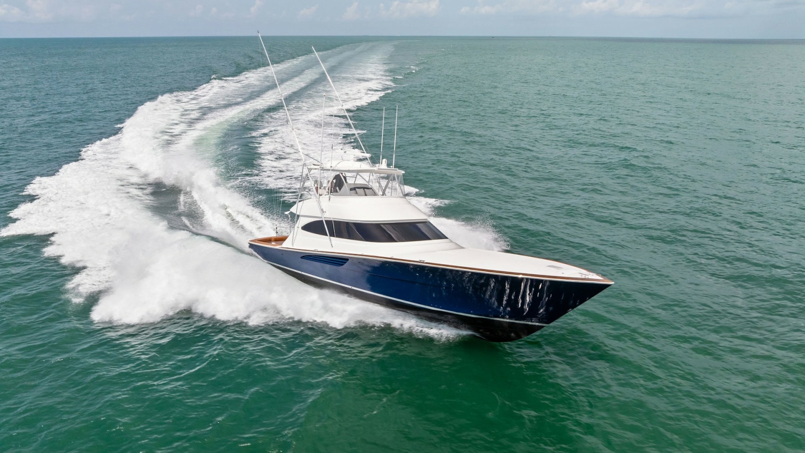 Dynamic Bow View in Motion