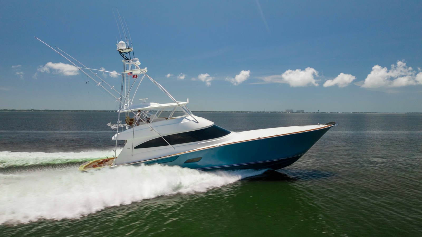 80' 2016 Viking 80 Convertible