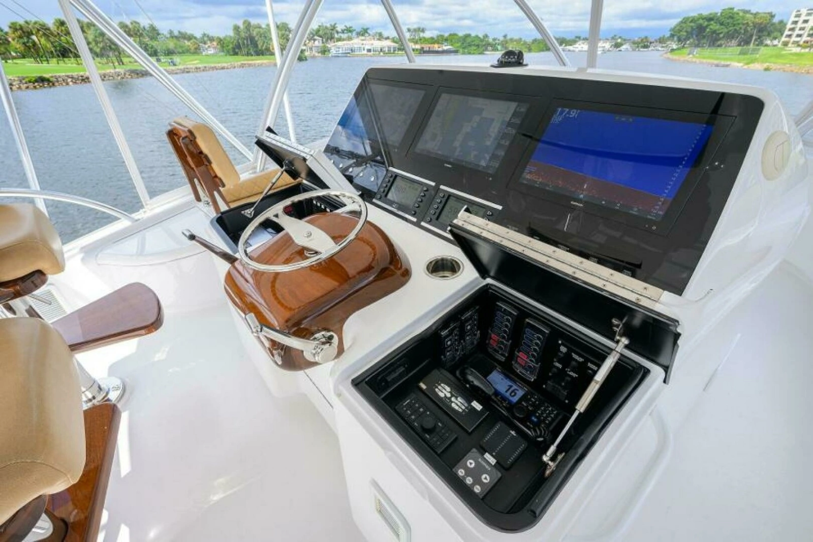 2023 Viking 64 Convertible - Flybridge