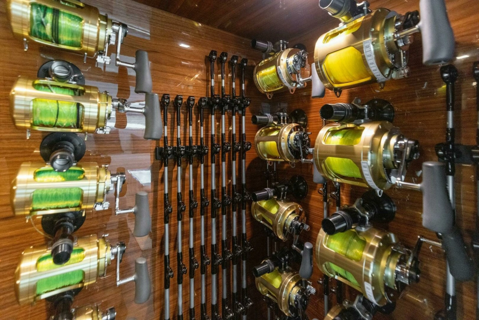2026 Viking 82 Convertible- TEAM HARVEY I- Tackle Storage