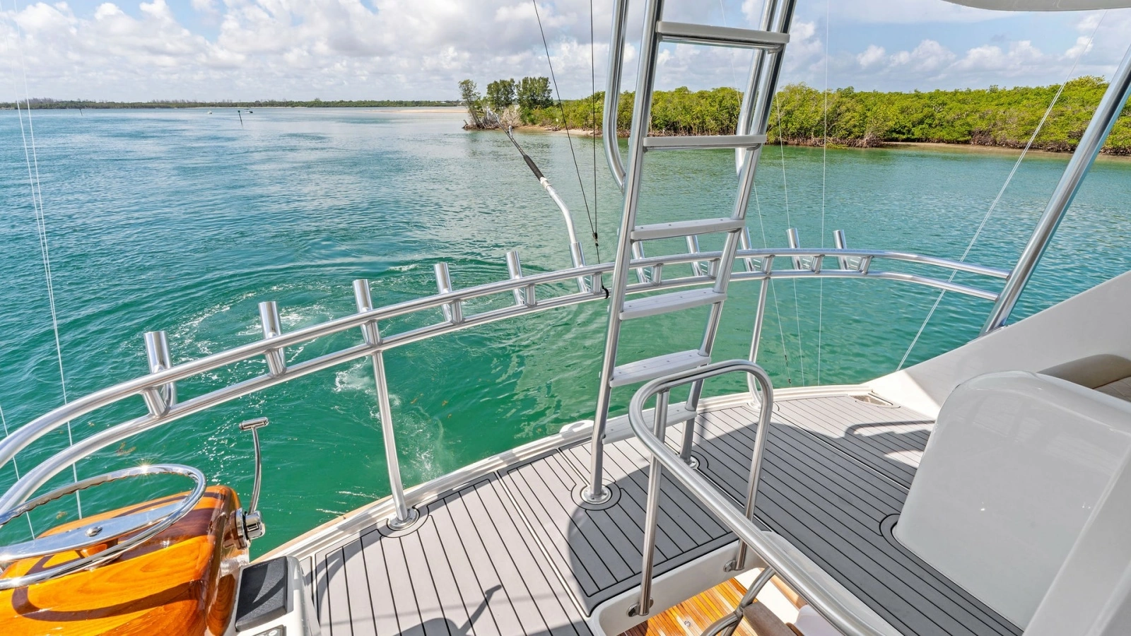 2016 Viking 80 Enclosed Bridge- FRIGATE- Enclosed Bridge Mezzanine
