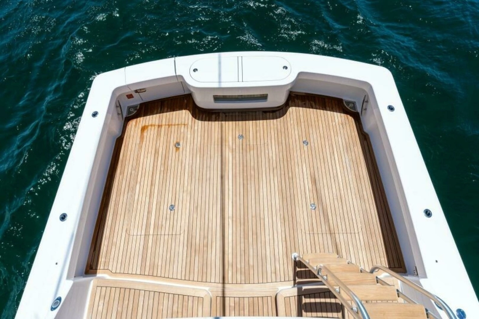 2026 Viking 46 Billfish Cockpit