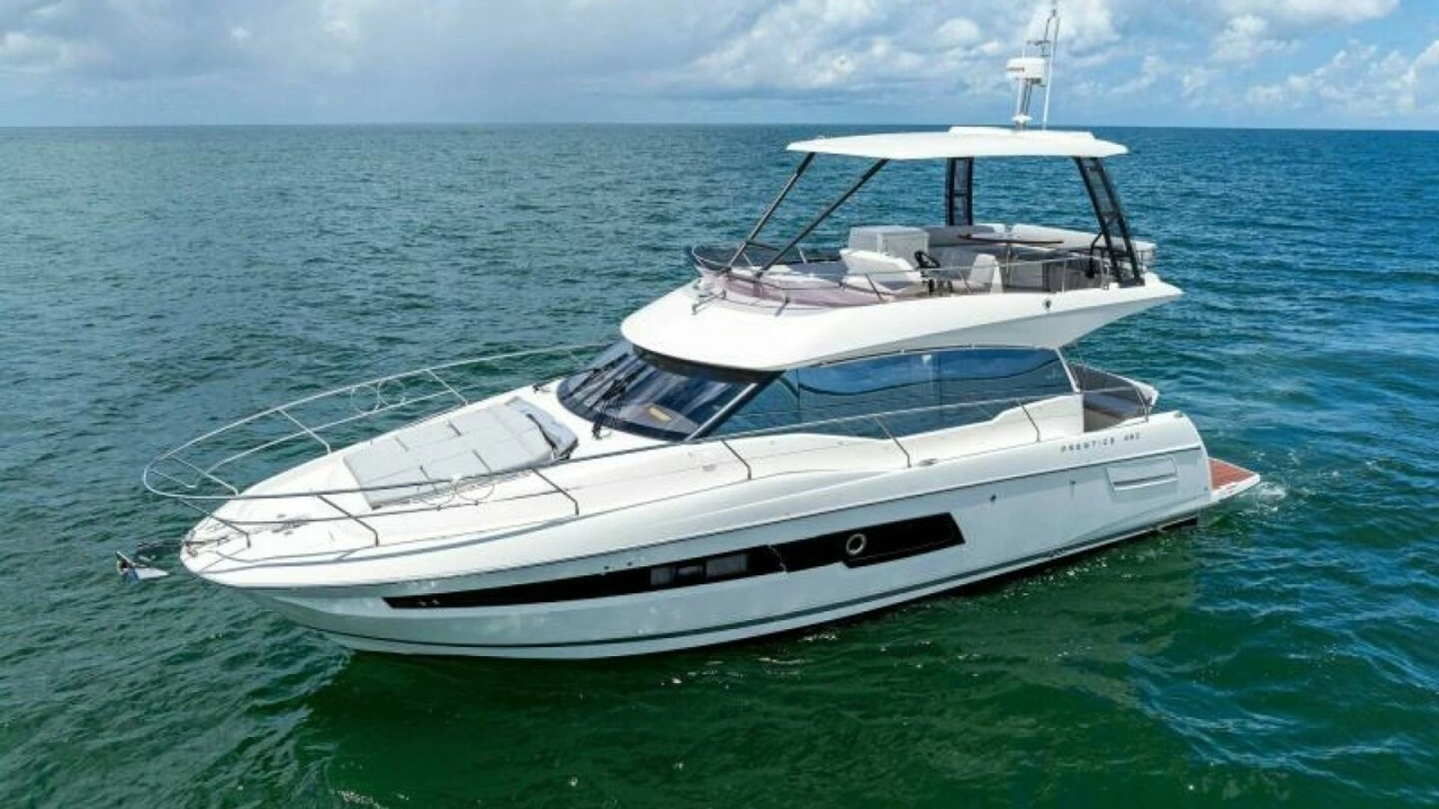 2025 Prestige 460 Flybridge - Sistership