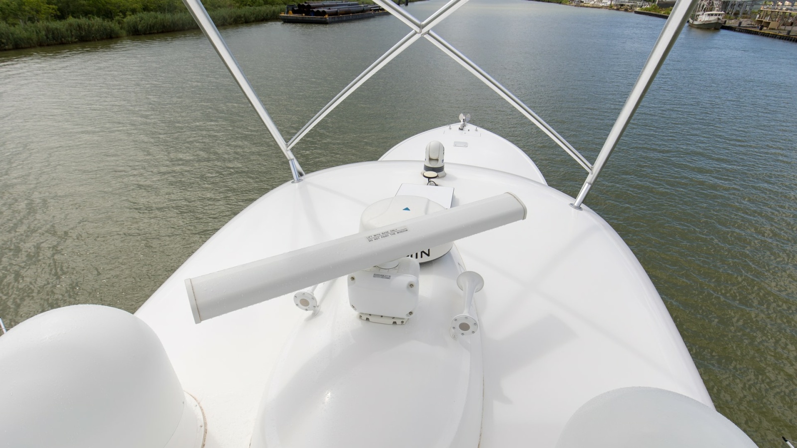 2017 72 Viking Enclosed Bridge Share-E Radar