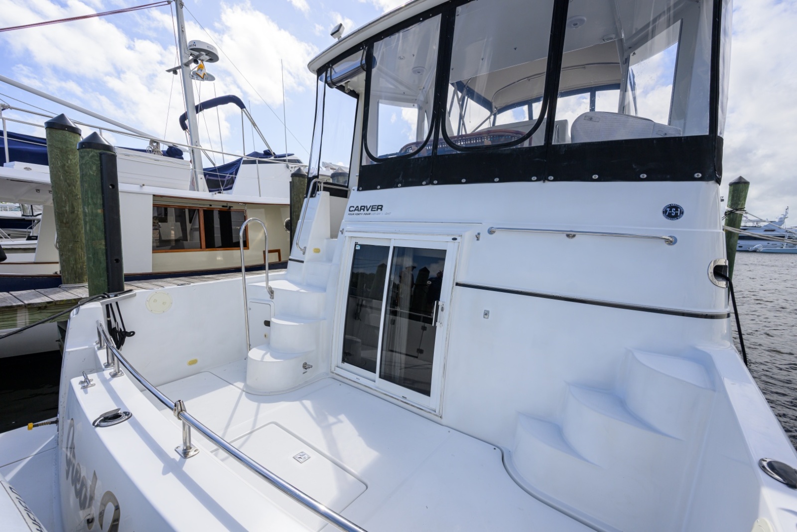 Carver 444 - Great Adventure