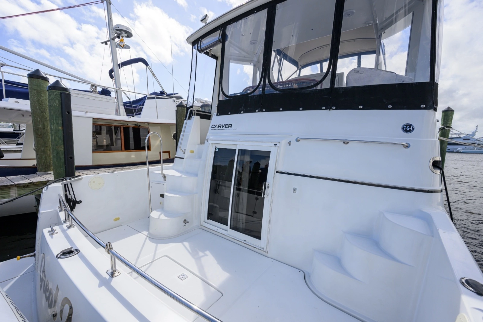 Carver 444 - Great Adventure