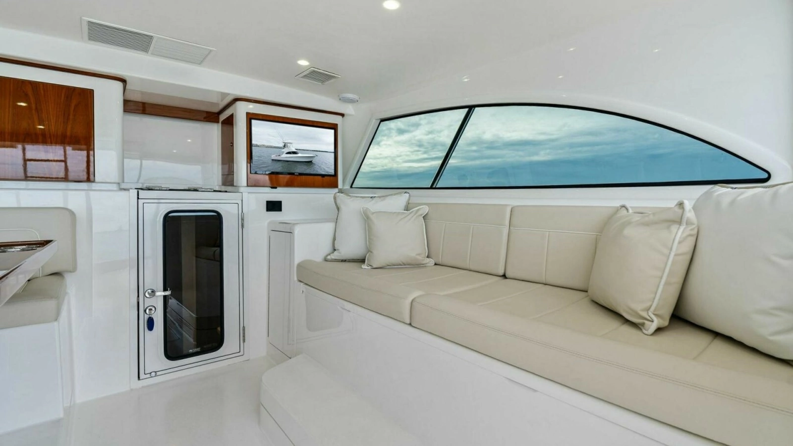 2021 Viking 46 Billfish 