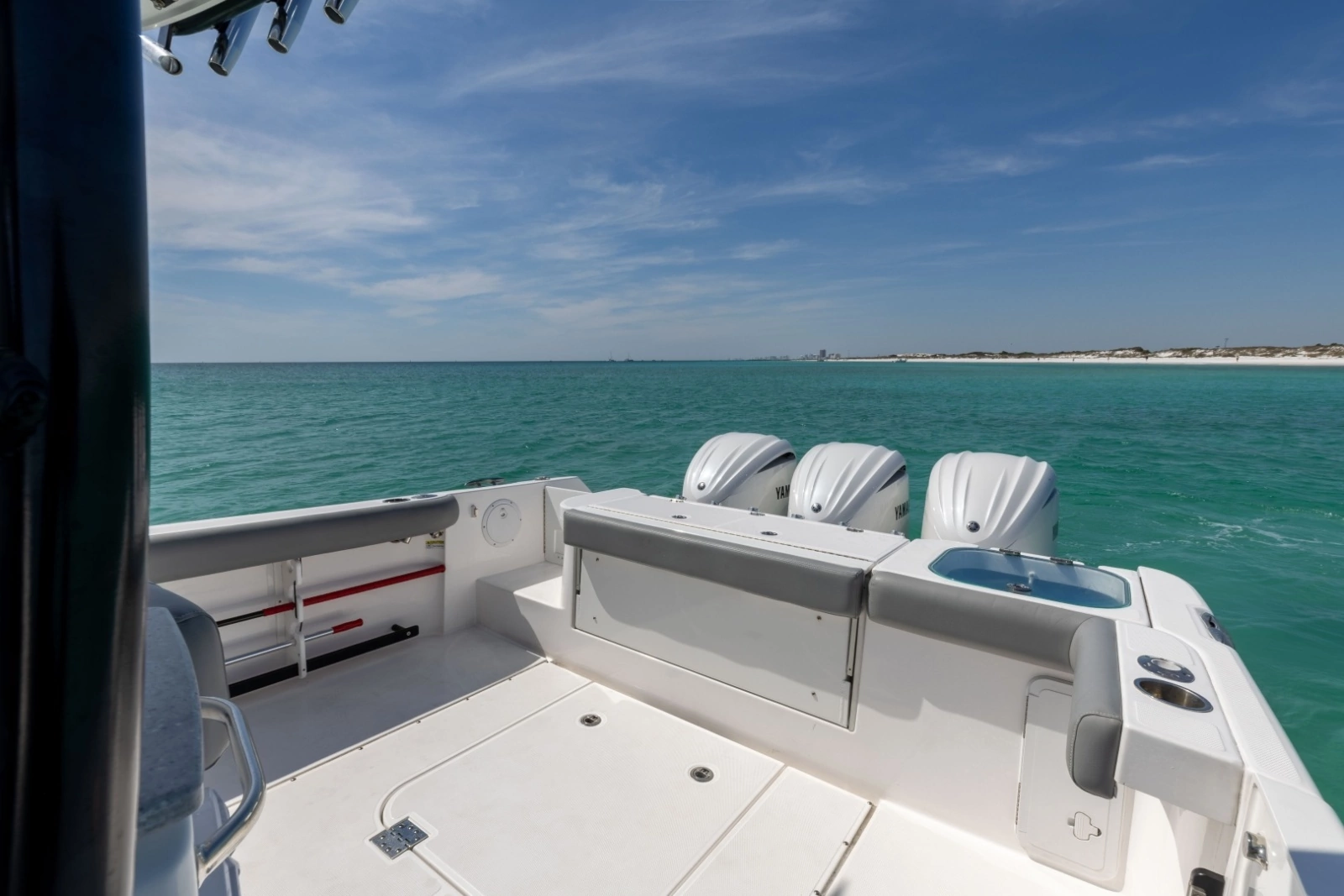 2023 Everglades 365 CC-