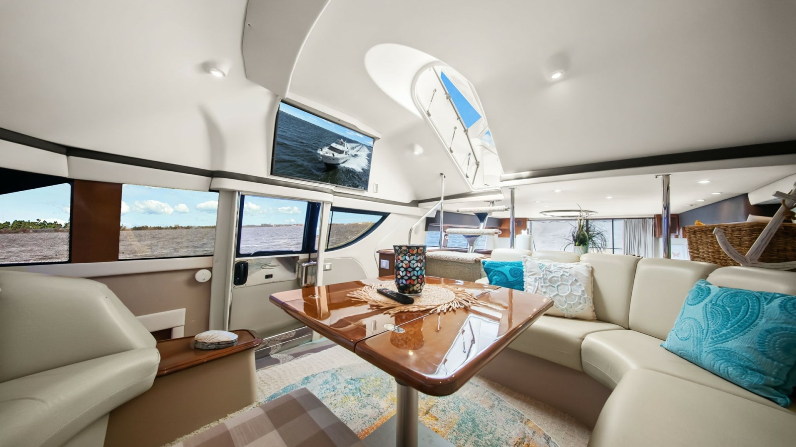 2008 Carver 56 Voyager
