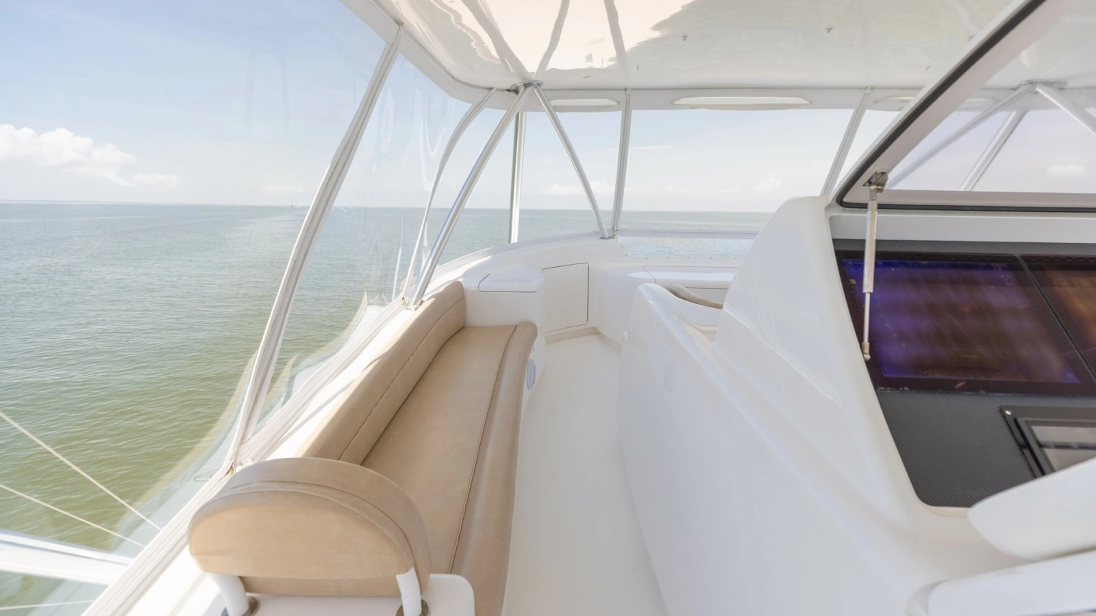 Flybridge Seating with Ocean View