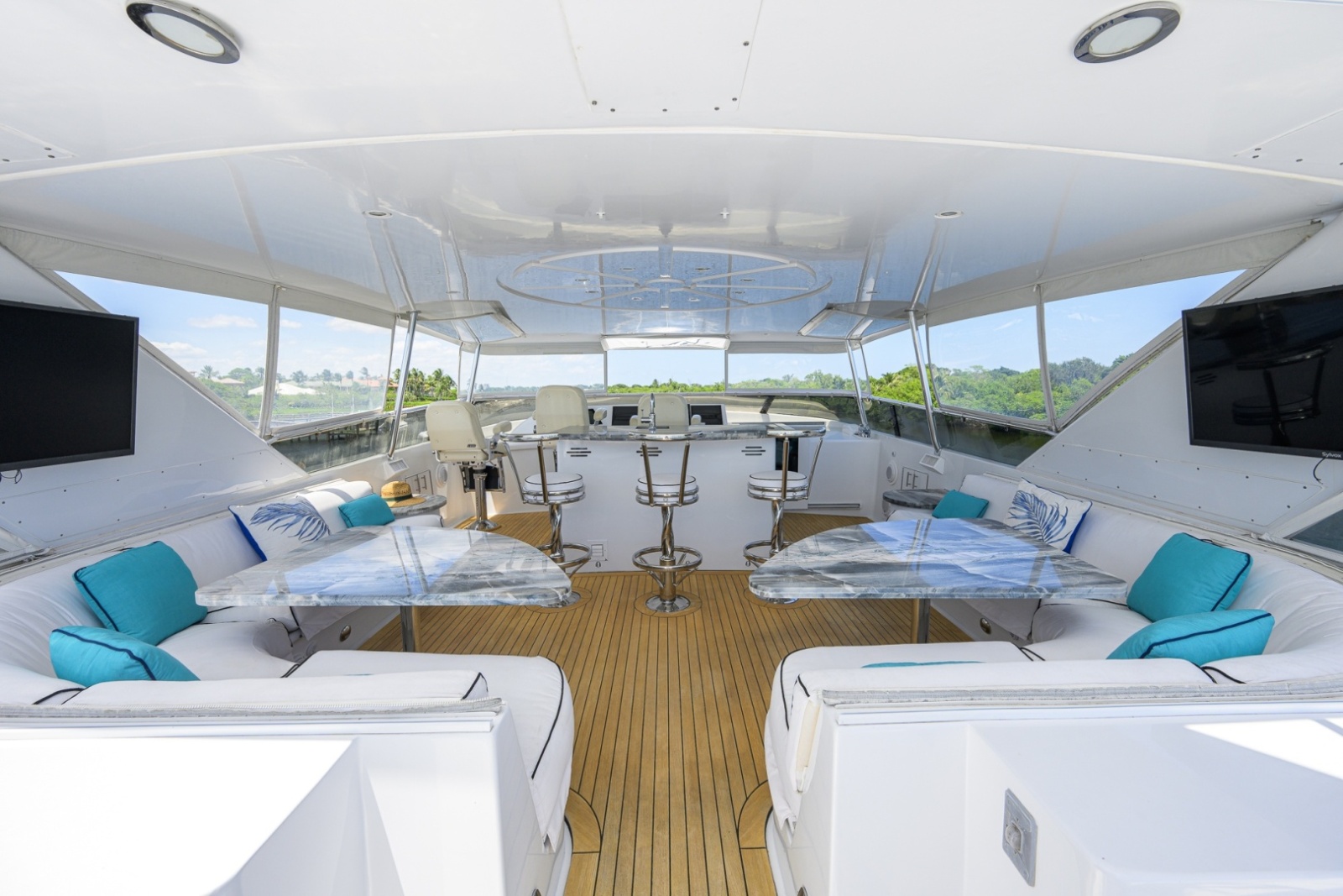Hatteras 100 MAGIC - Flybridge