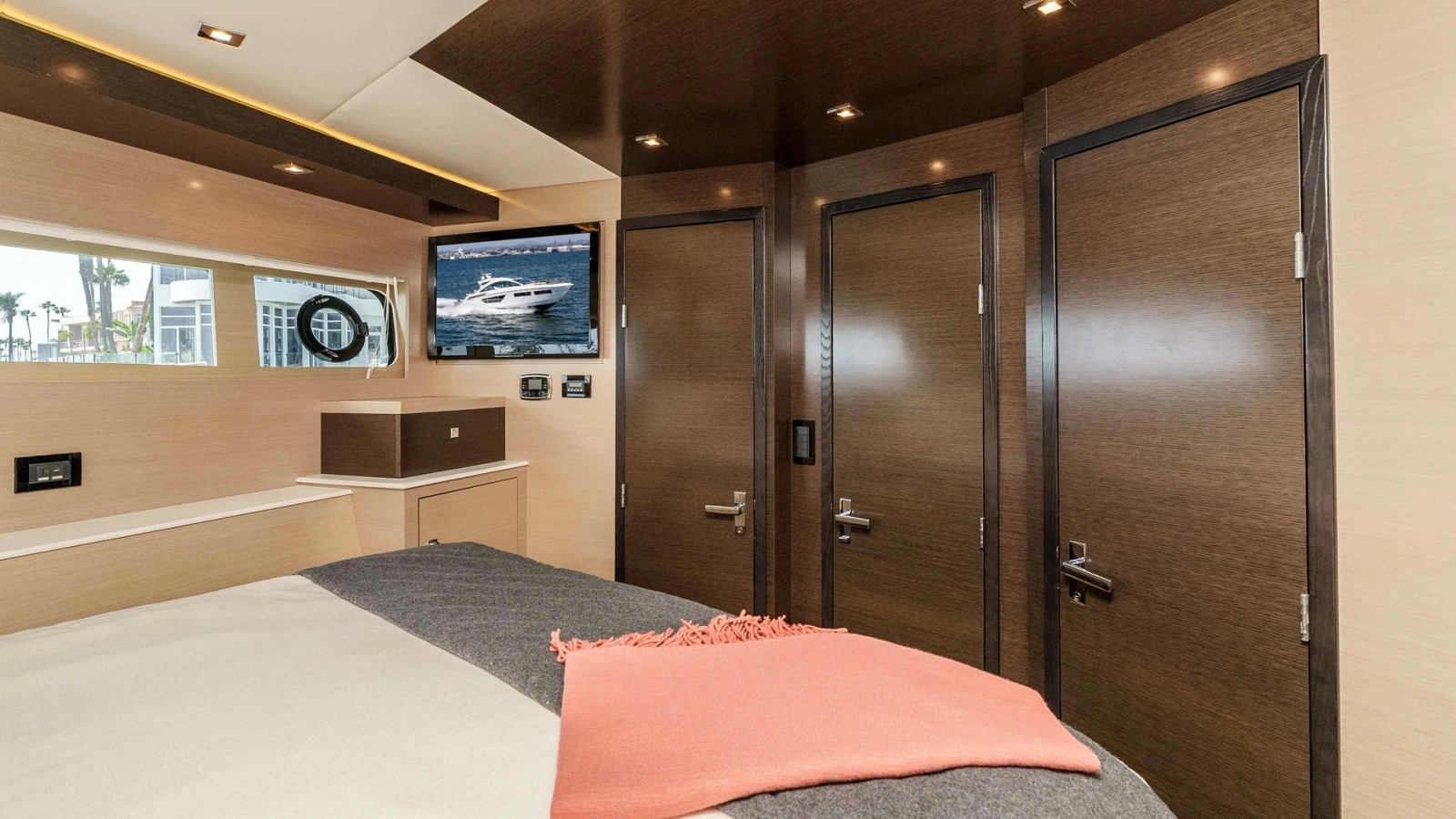 2017 Cruisers 60 Cantius 'Rising Star' - Forward VIP Stateroom with Corridor, Closet, and Ensuite Access.