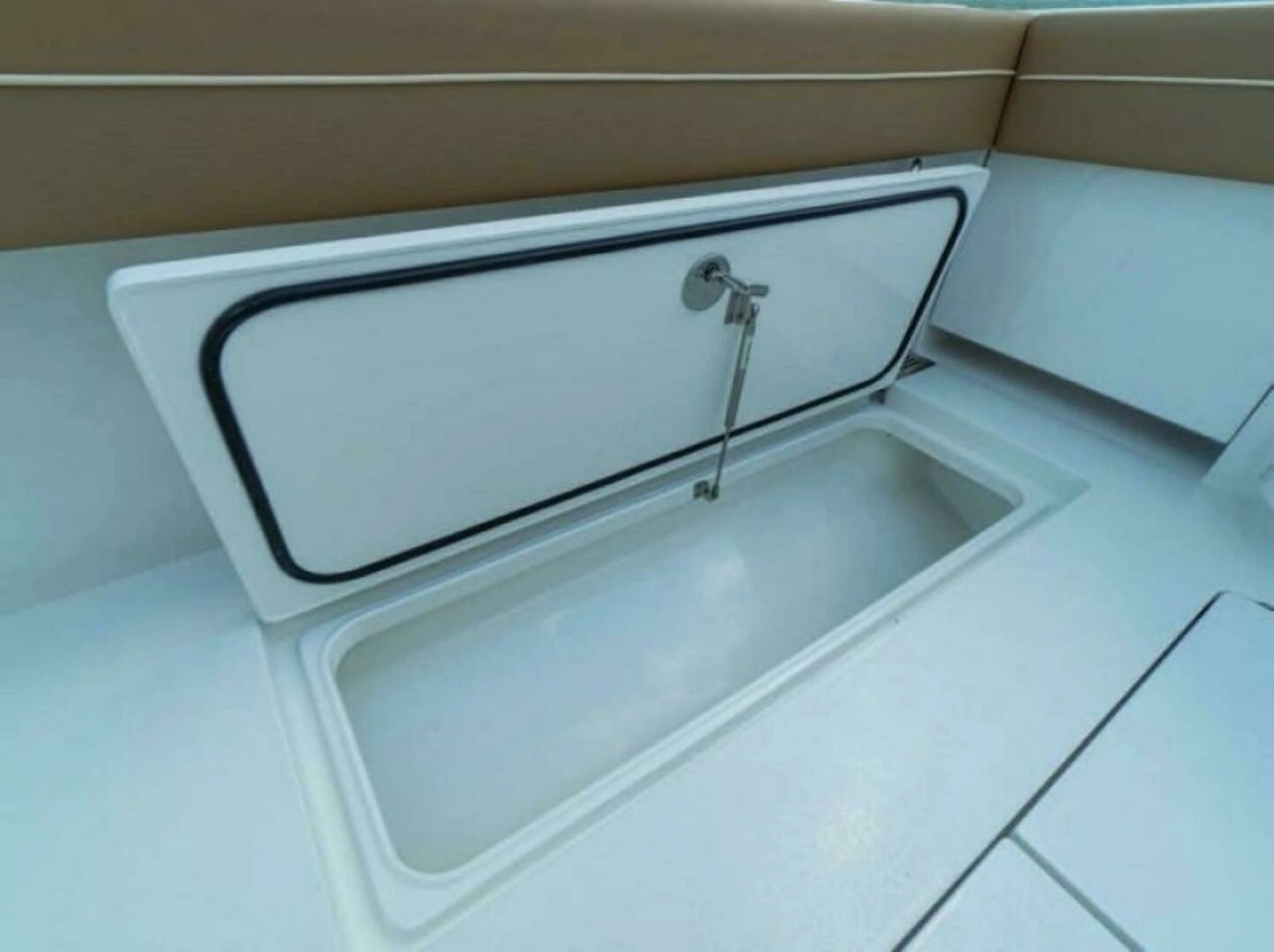 New V-37 Valhalla Boatworks Center Console