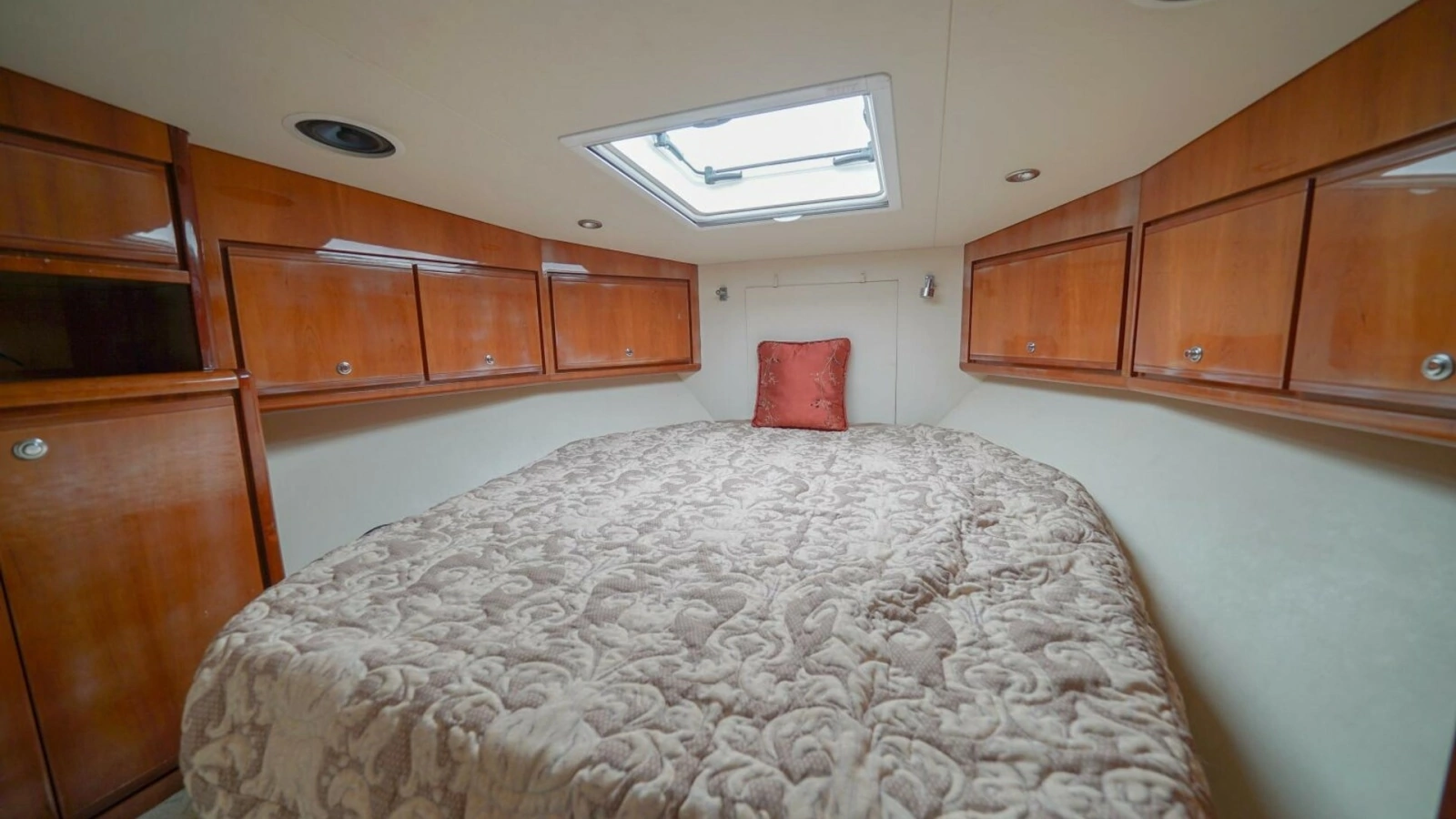 2007 Bertram 51 Convertible Smoker II
