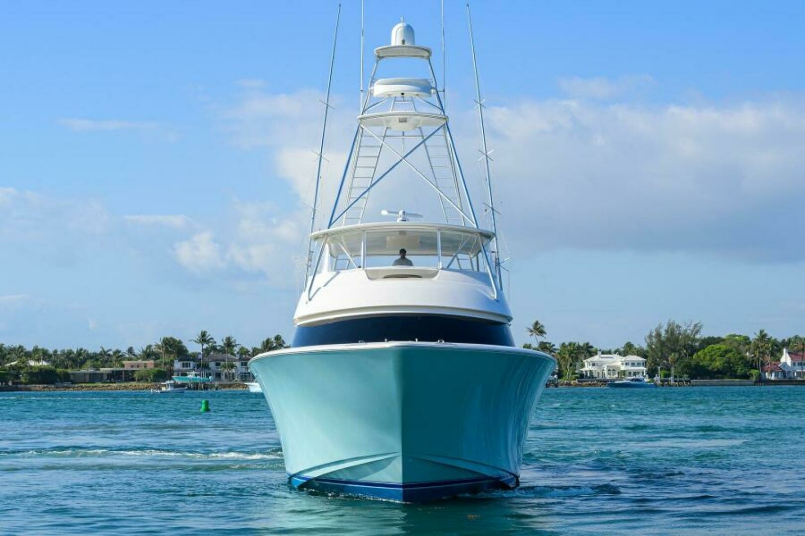Viking 82 BLU FROG - Bow Profile