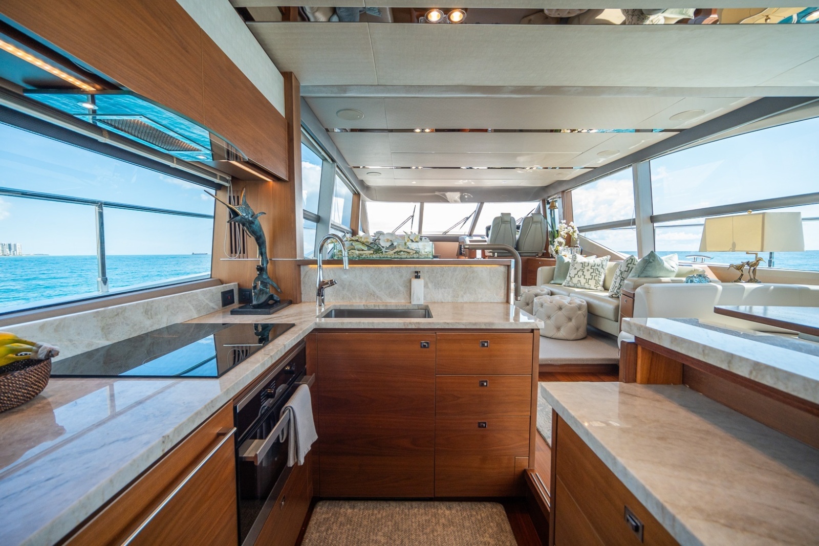 2017 Princess 68 Flybridge