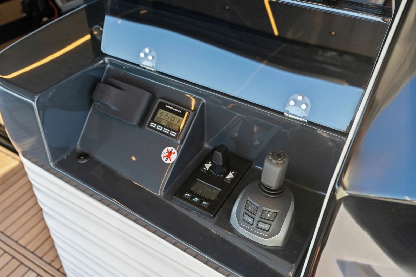 New 2027 56 Absolute Fly 56ft Absolute Yacht For Sale