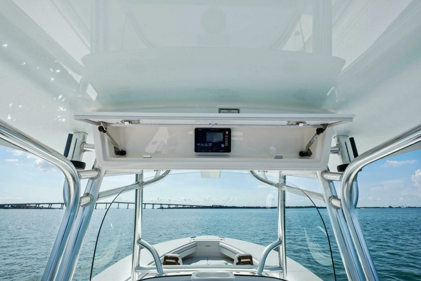 2012 Regulator 32