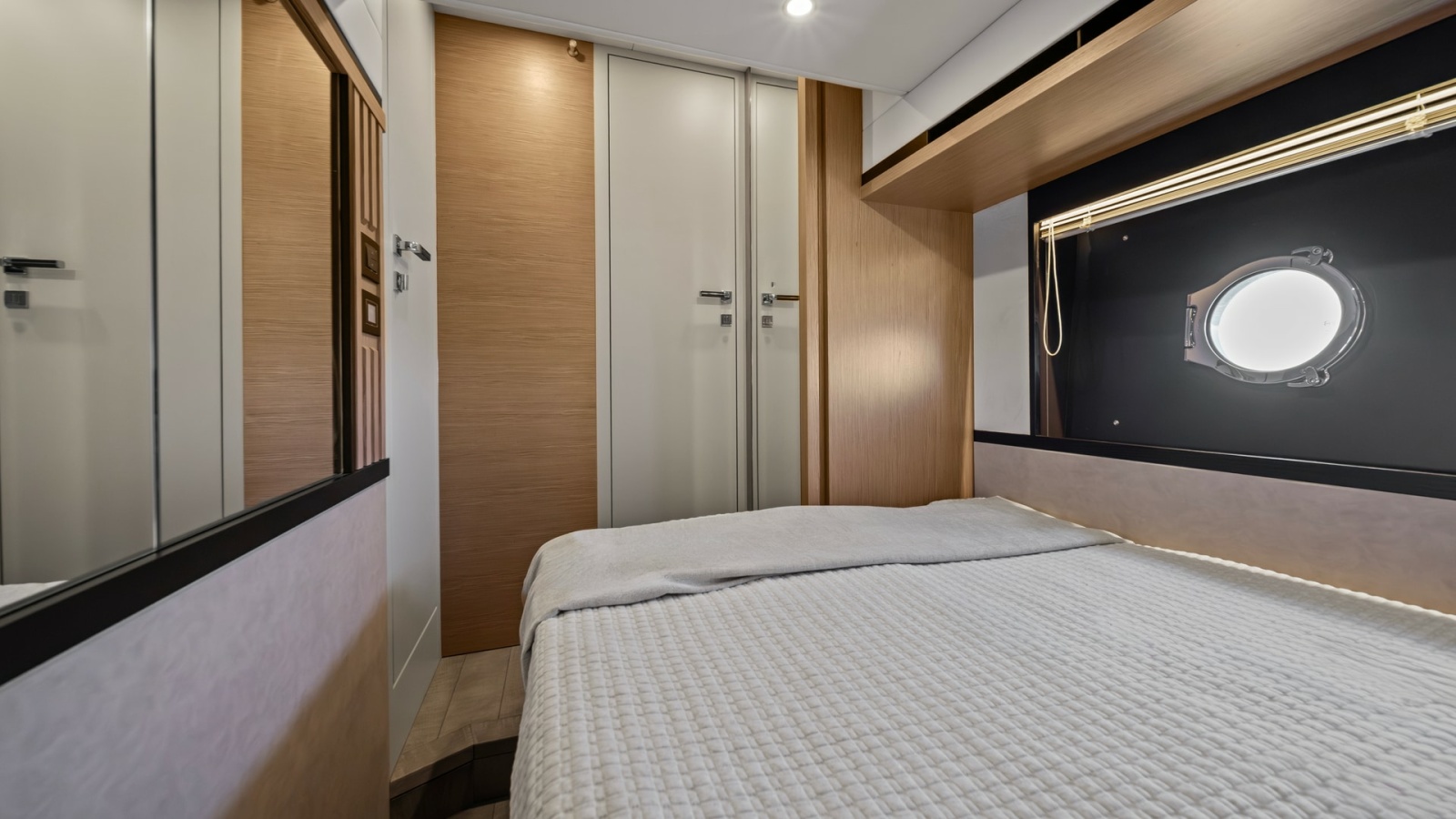 Cozy Guest Stateroom