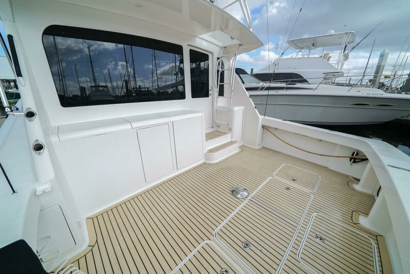 2007 Viking 45 Convertible Bad Habits