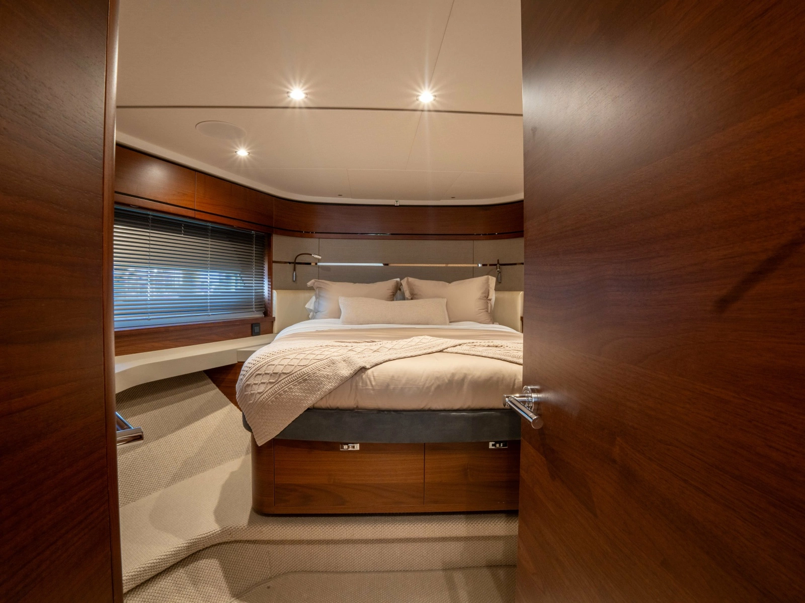 2020 Princess S66