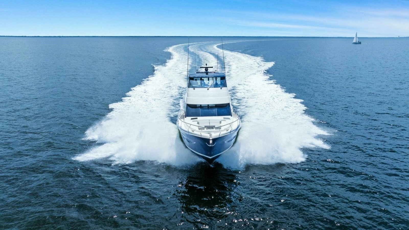 2025 Maritimo M600 