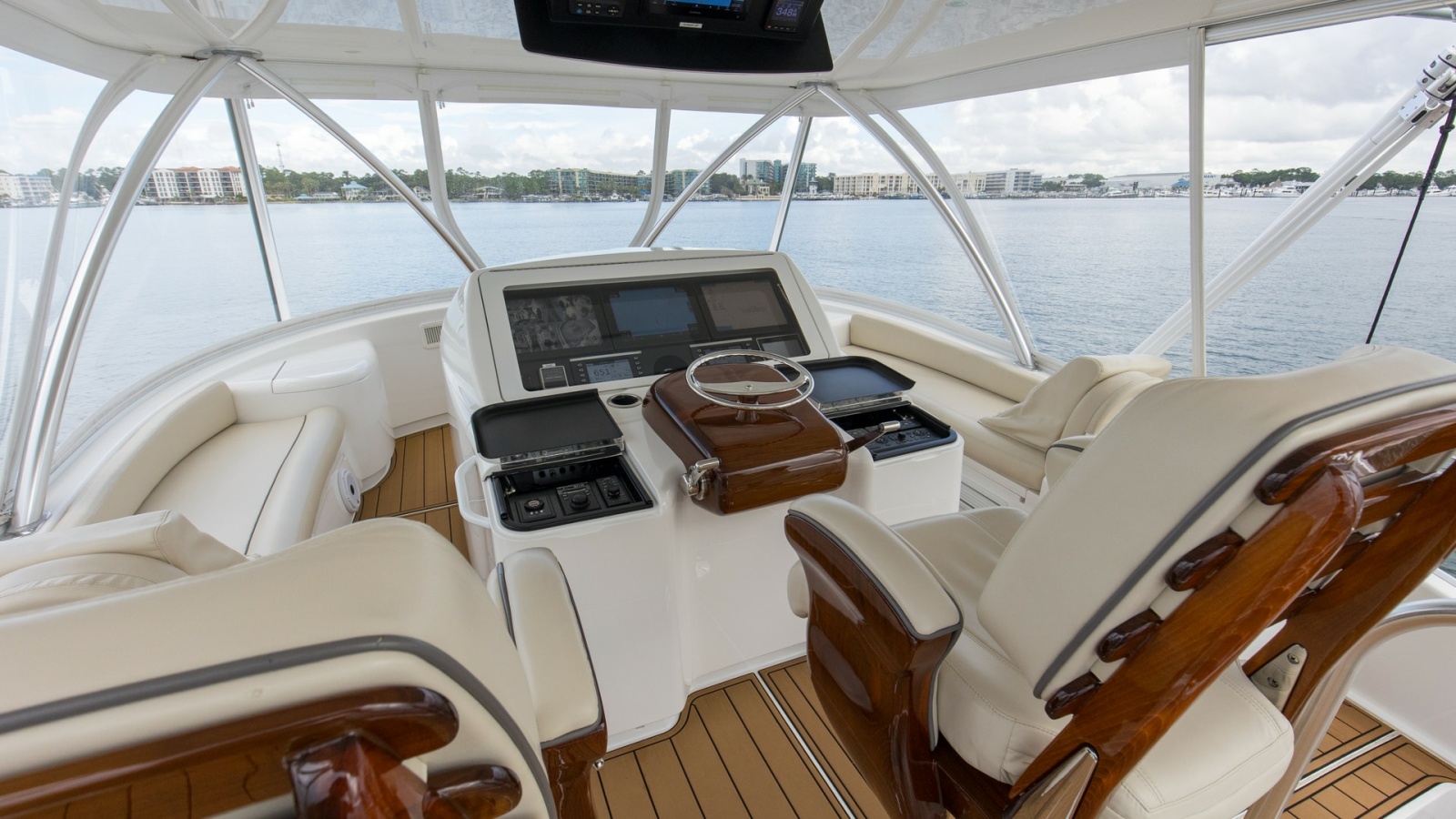 2022 Viking Convertible Cole Play Bridge (2)