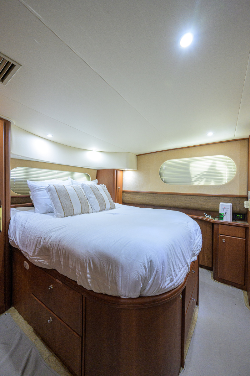 2005 Silverton 39 Motor Yacht